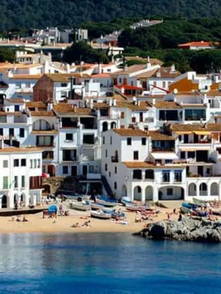 Mediterranean houses in Costa Brava