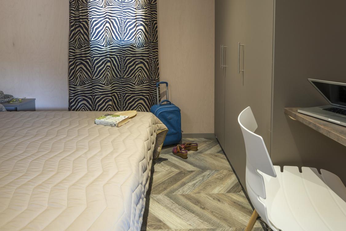 Cama doble Bungalows S'Agaró Camping Valldaro