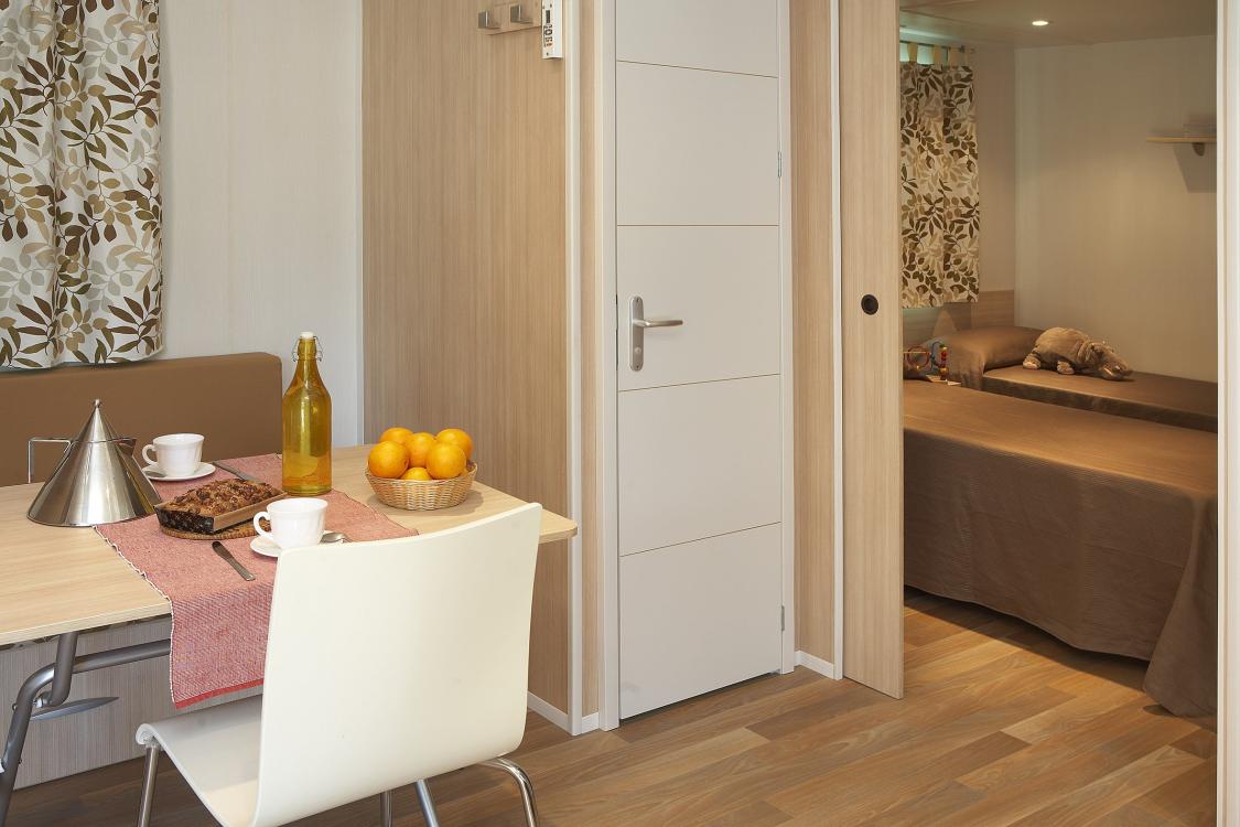 Mobil Home Intérieur adapté Camping Valldaro